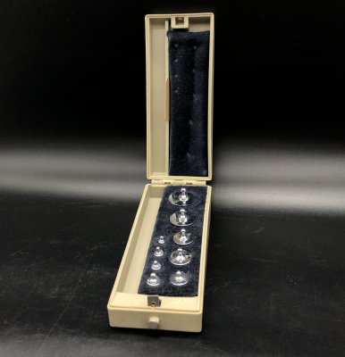 купить Набор гирь "Г-2-210", металл, пластик, Госметр, СССР, 1980-2000 гг.